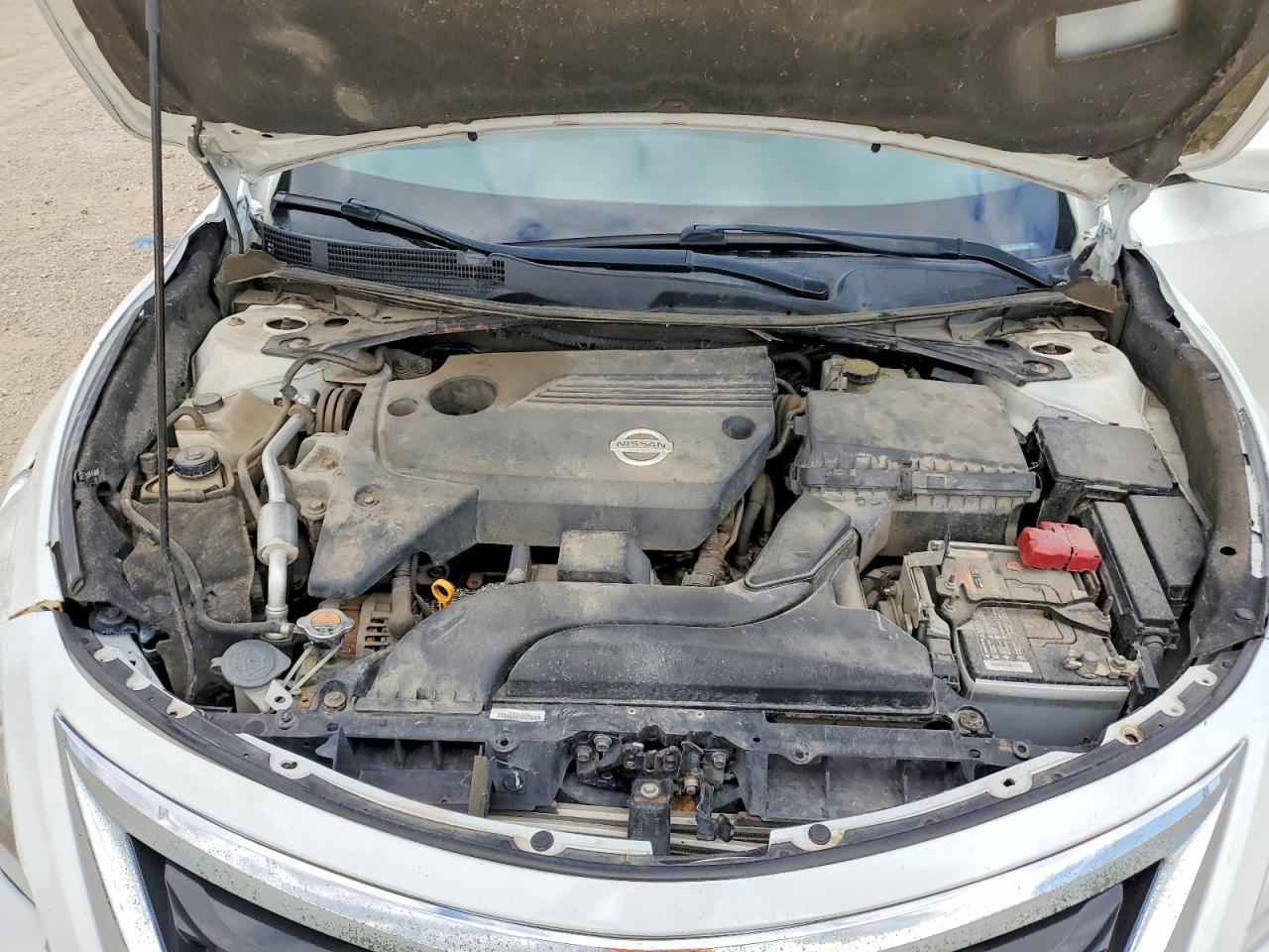 2015 Nissan Altima 2.5 S White vin: 1N4AL3AP0FC278032