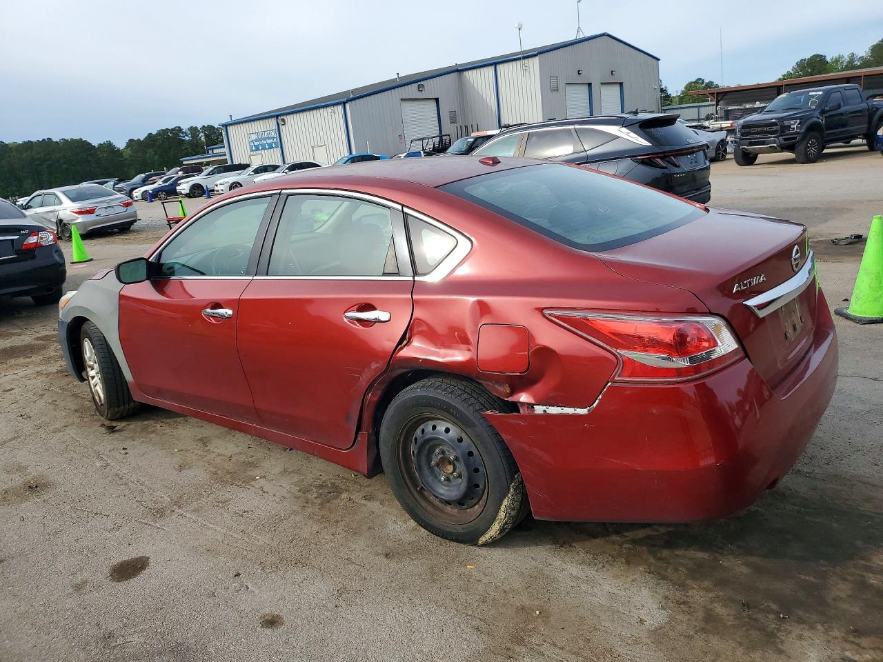 2015 Nissan Altima 2.5 S Red vin: 1N4AL3AP0FC282601