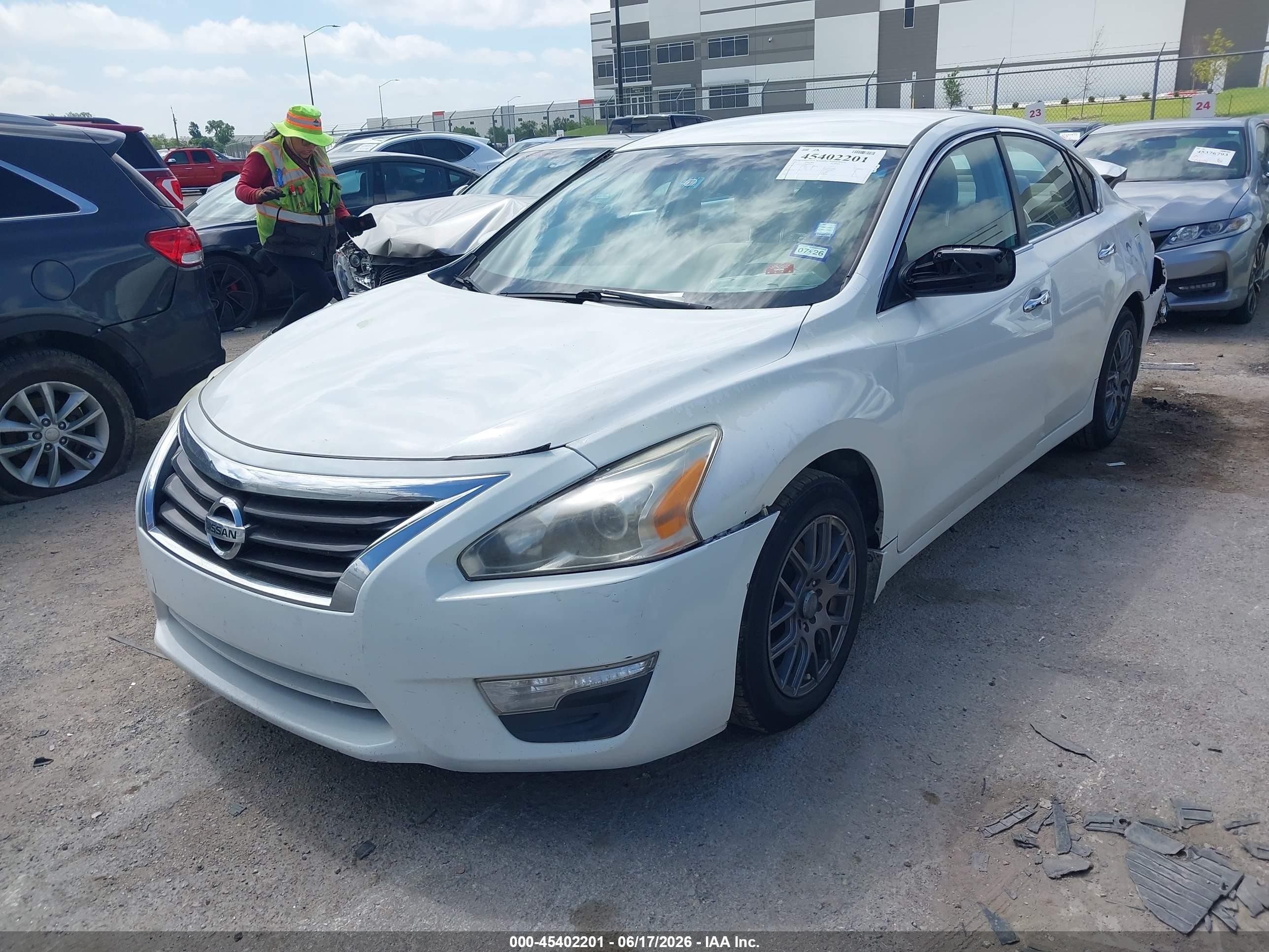 2015 Nissan Altima 2.5 S White vin: 1N4AL3AP0FC411971