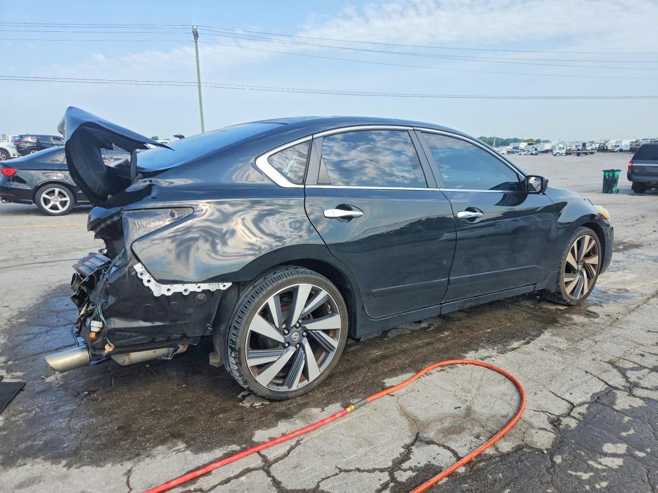 2015 Nissan Altima 2.5 S Black vin: 1N4AL3AP0FC418600