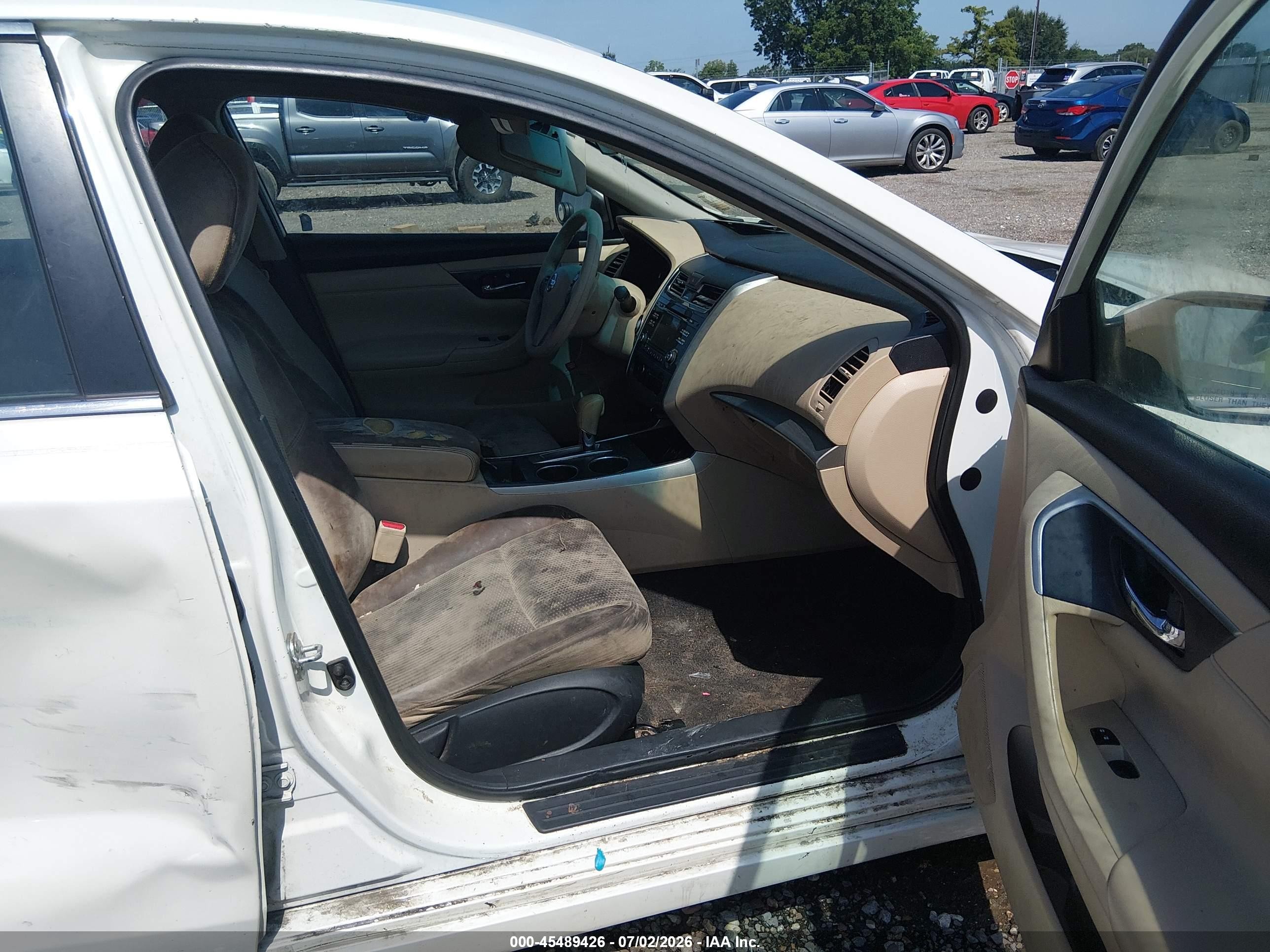 2015 Nissan Altima 2.5 S White vin: 1N4AL3AP0FC421514