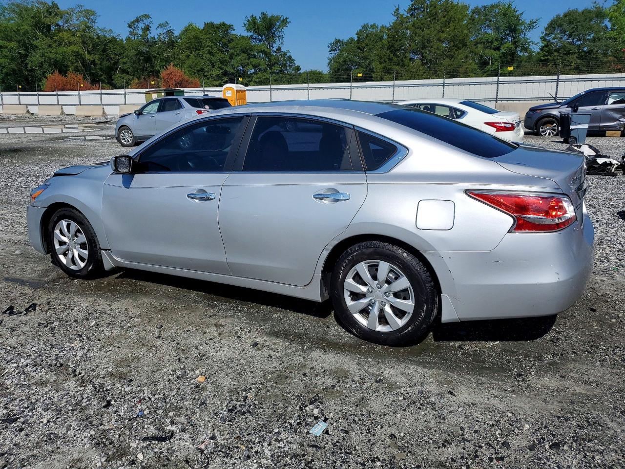 2015 Nissan Altima 2.5 S Silver vin: 1N4AL3AP0FC423070