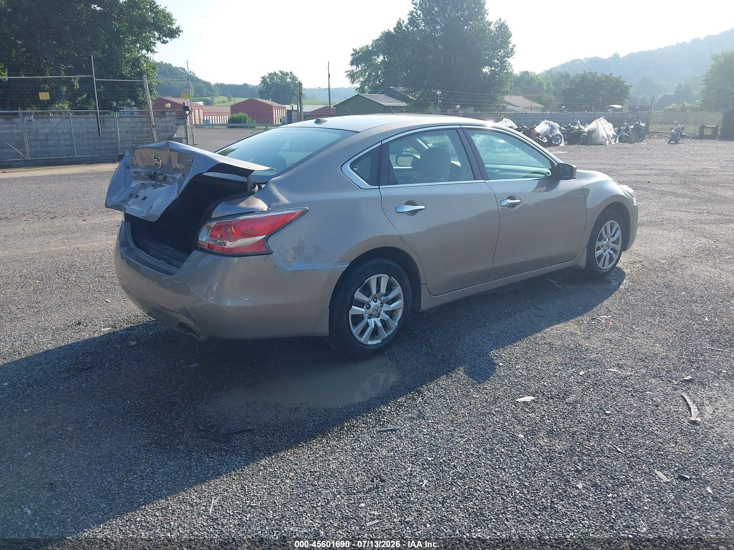2015 Nissan Altima 2.5 S Gray vin: 1N4AL3AP0FC425255