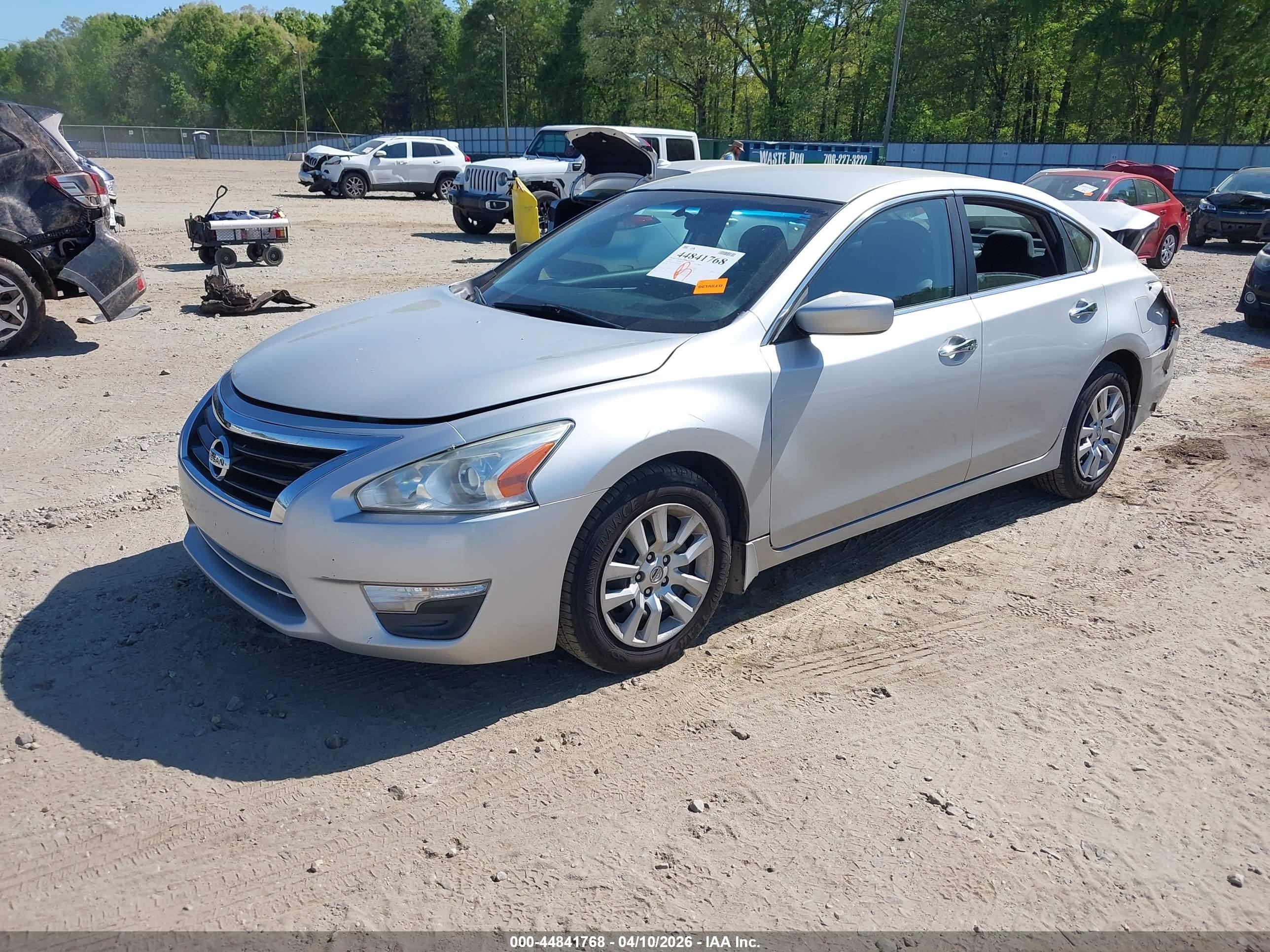 2015 Nissan Altima 2.5 S Silver vin: 1N4AL3AP0FC431184