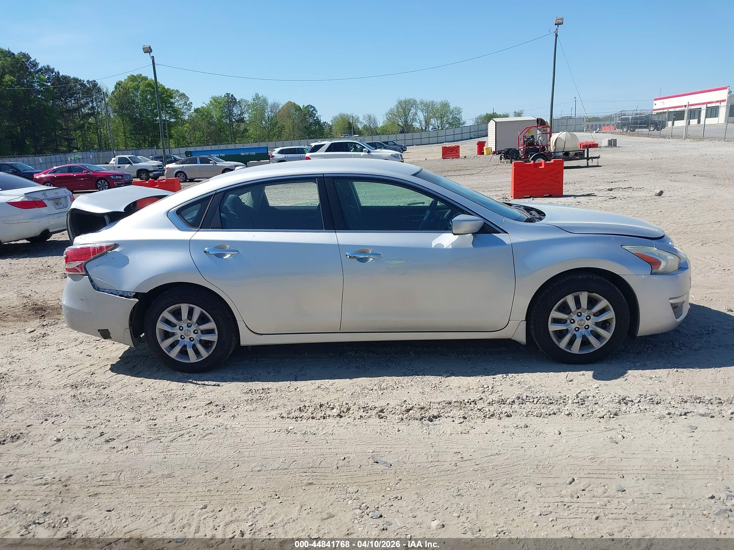 2015 Nissan Altima 2.5 S Silver vin: 1N4AL3AP0FC431184