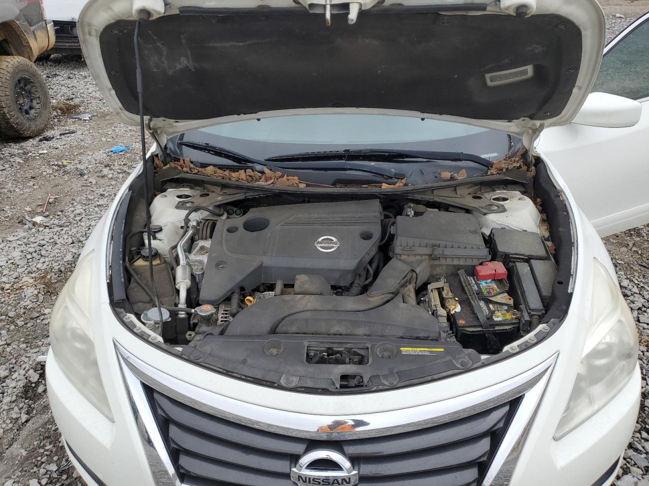 2015 Nissan Altima 2.5 White vin: 1N4AL3AP0FC450480