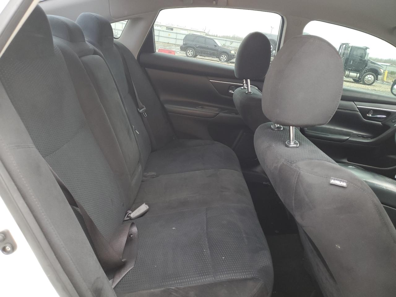 2015 Nissan Altima 2.5 White vin: 1N4AL3AP0FC450480