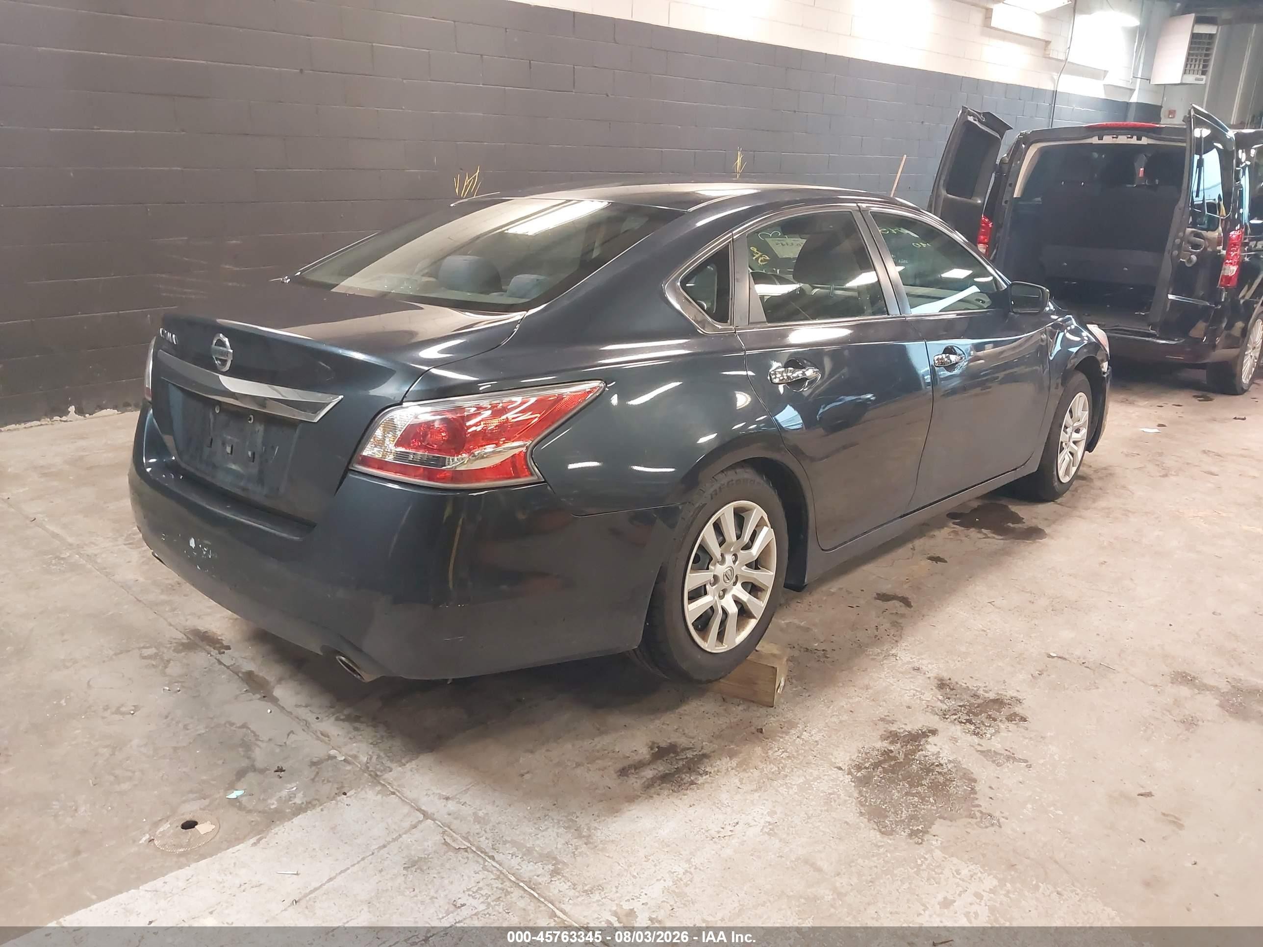 2015 Nissan Altima 2.5 Dark Brown vin: 1N4AL3AP0FC453881