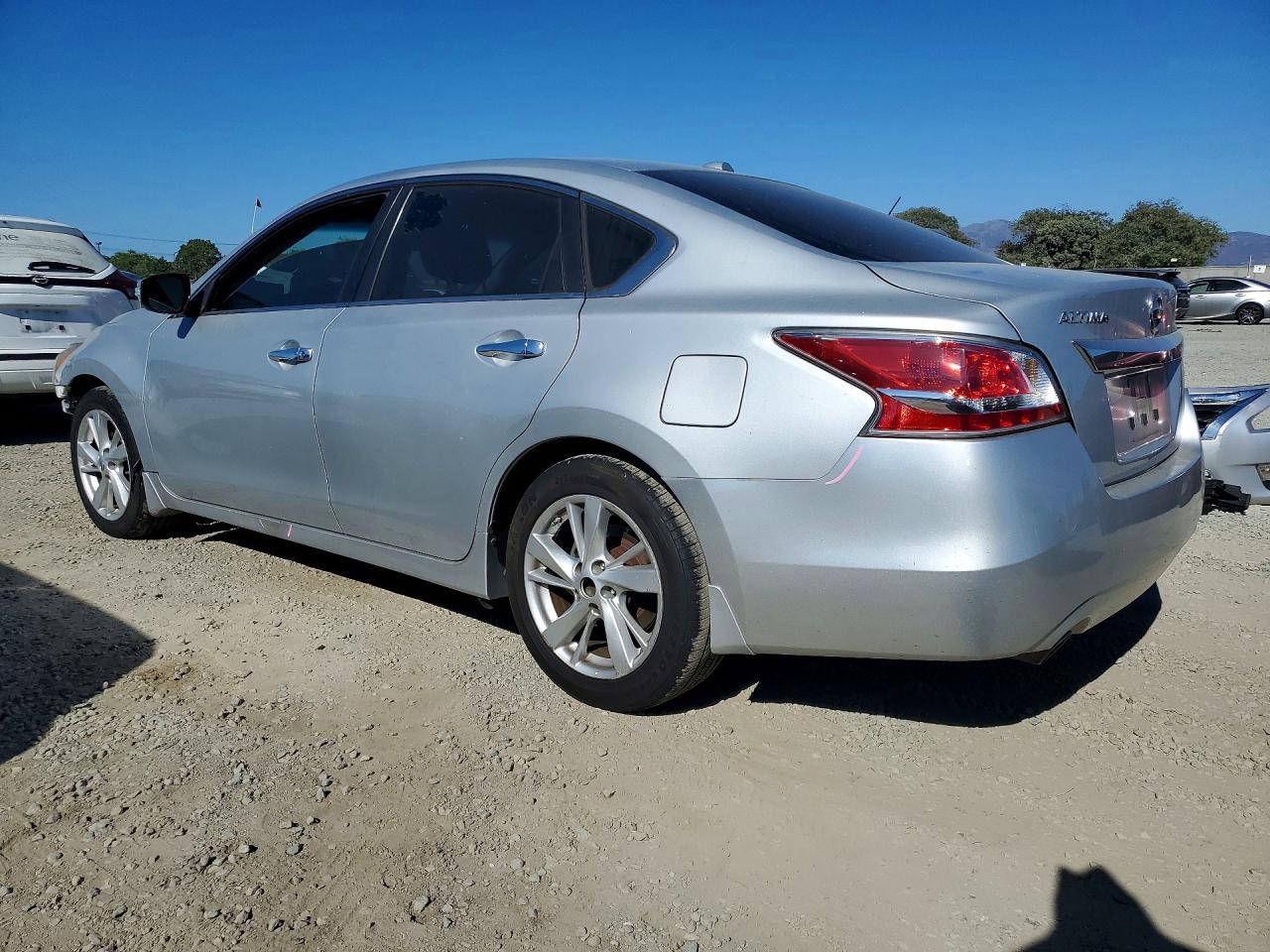 2015 Nissan Altima 2.5 Sv Silver vin: 1N4AL3AP0FC455422