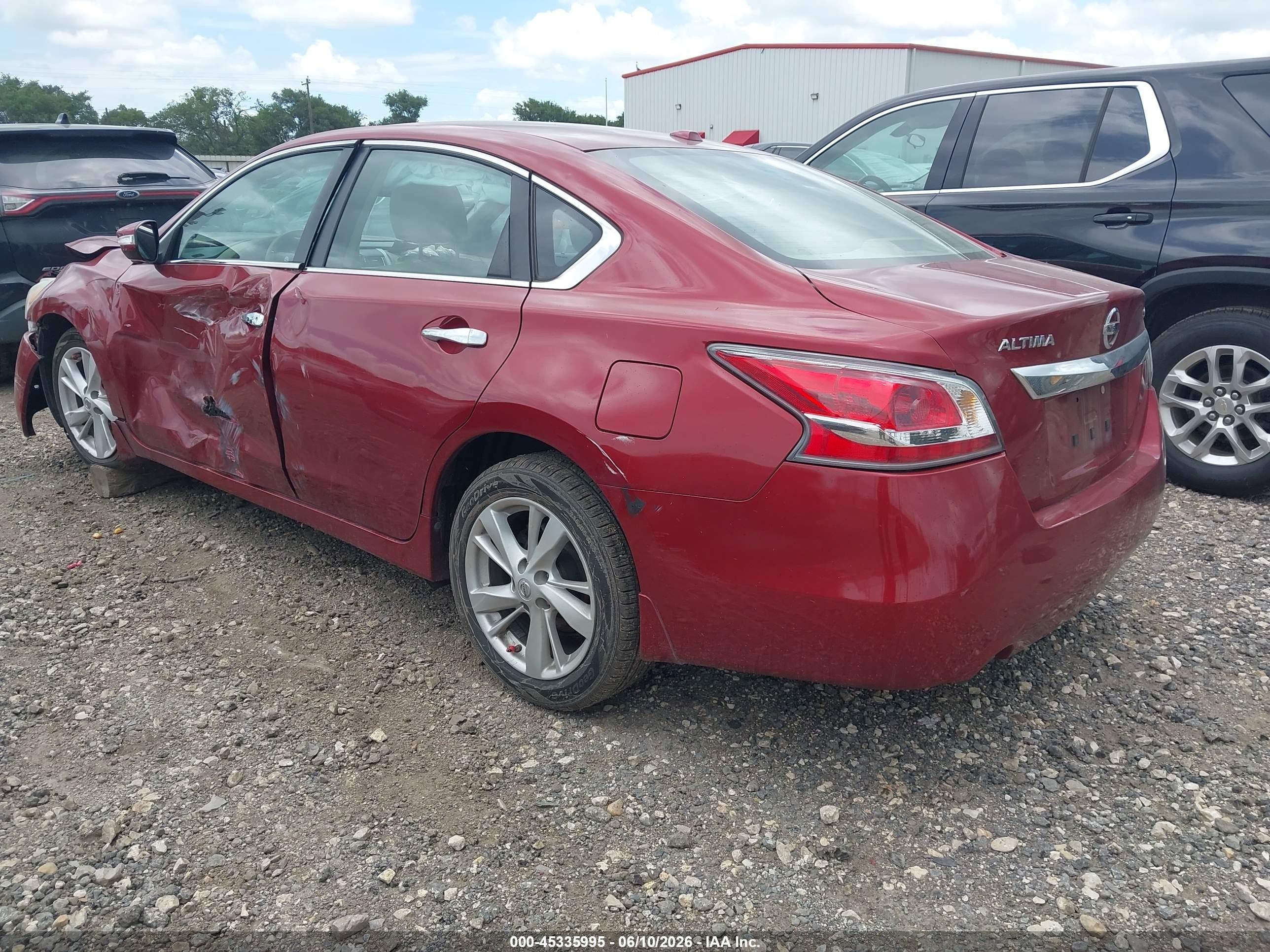 2015 Nissan Altima 2.5 Sv Red vin: 1N4AL3AP0FC470230
