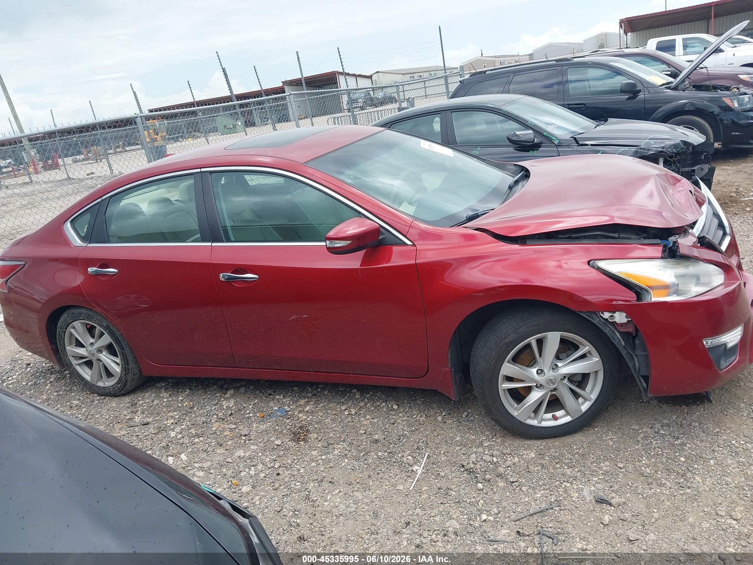 2015 Nissan Altima 2.5 Sv Red vin: 1N4AL3AP0FC470230