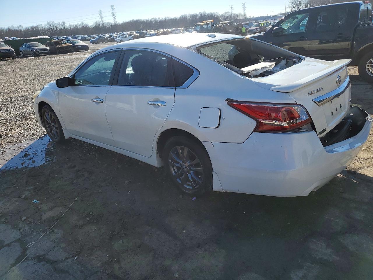 2015 Nissan Altima 2.5 S Cream vin: 1N4AL3AP0FC471748