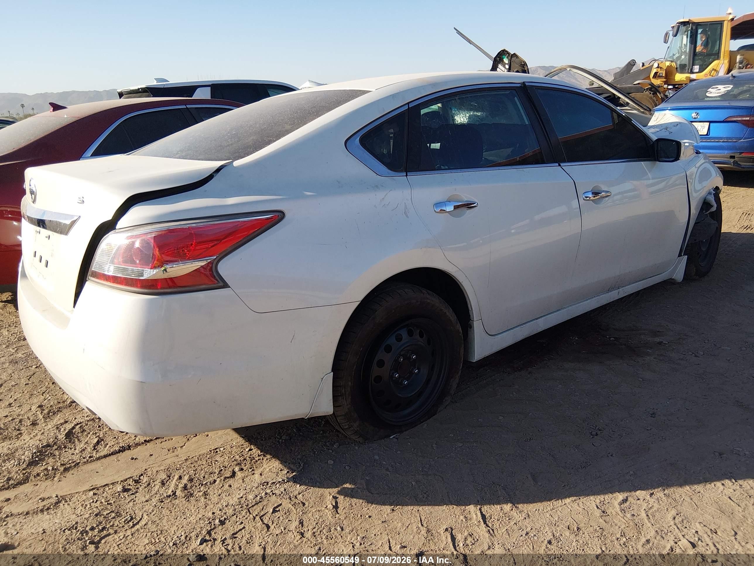 2015 Nissan Altima 2.5 S White vin: 1N4AL3AP0FC477498