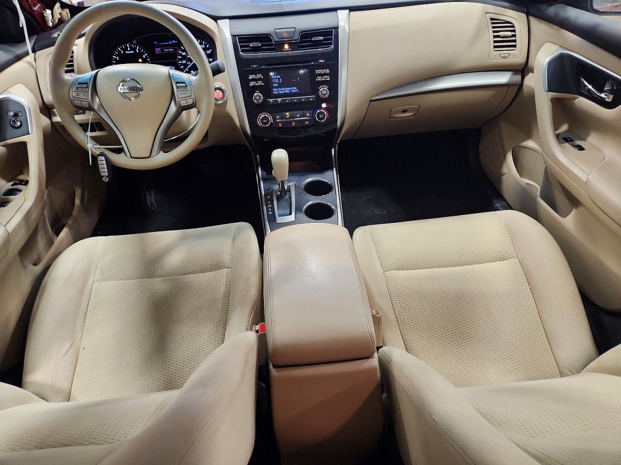 2015 Nissan Altima 2.5 S Красный vin: 1N4AL3AP0FC497928