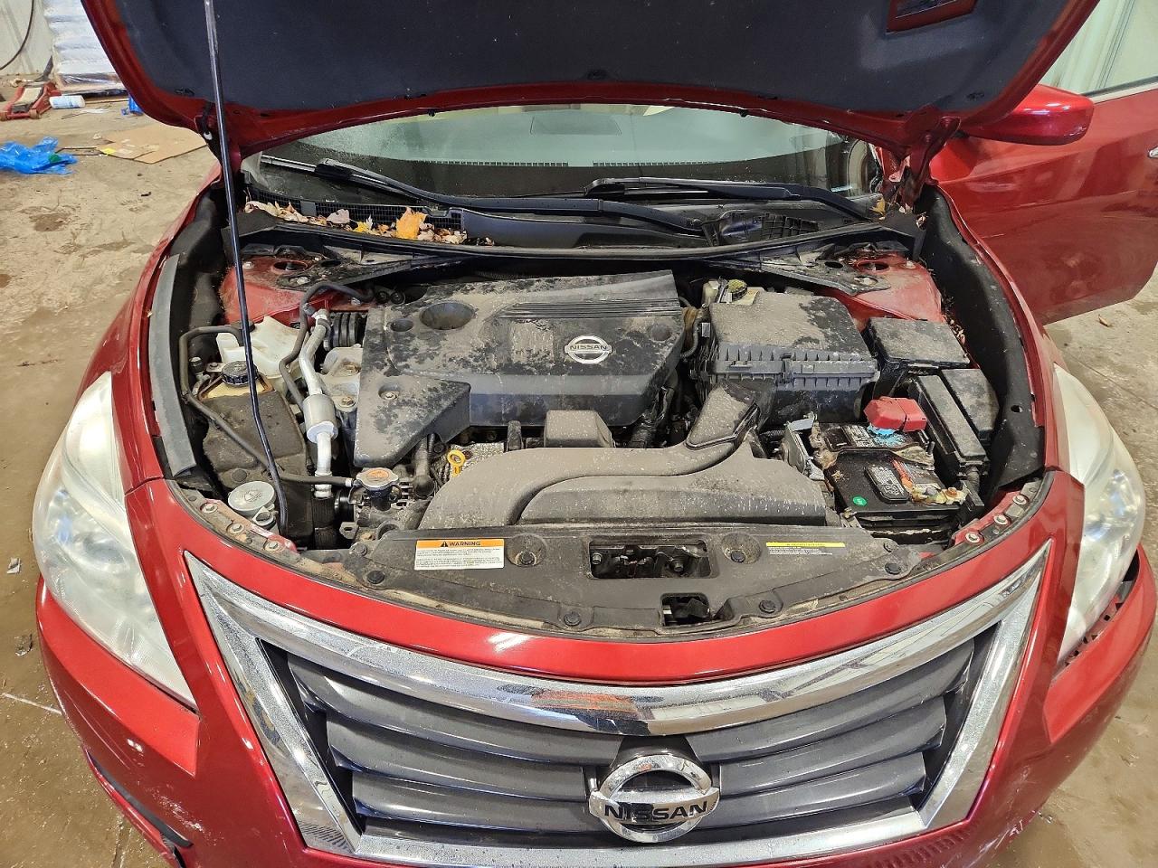 2015 Nissan Altima 2.5 S Красный vin: 1N4AL3AP0FC497928