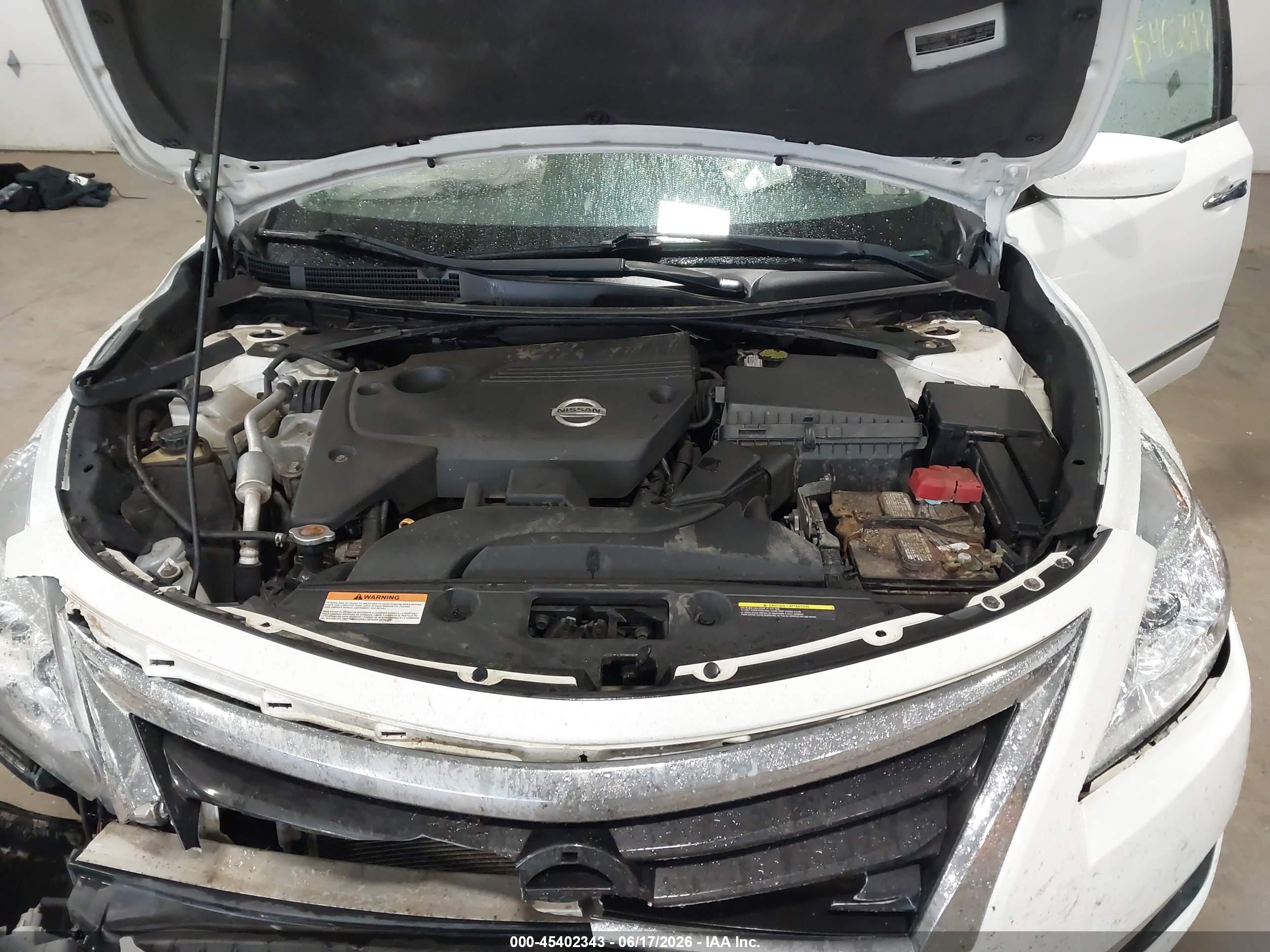 2015 Nissan Altima 2.5 S White vin: 1N4AL3AP0FC568254