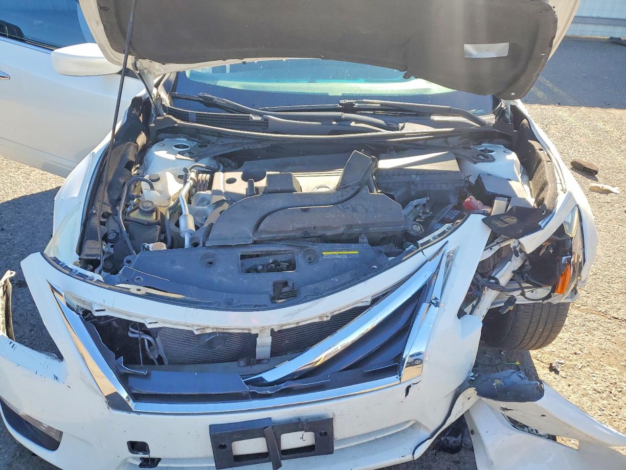 2015 Nissan Altima 2.5 S White vin: 1N4AL3AP0FC574300