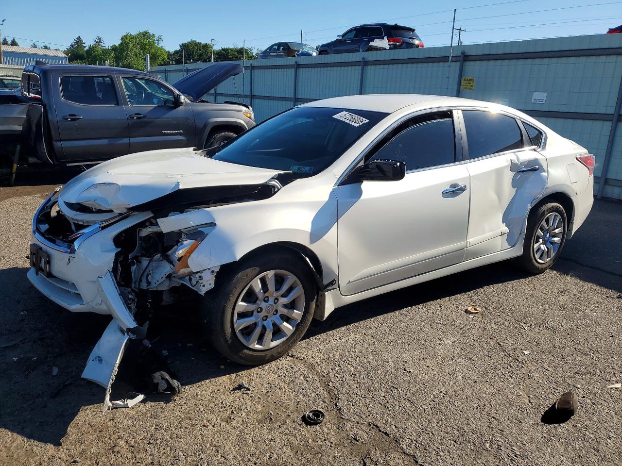 2015 Nissan Altima 2.5 S Белый vin: 1N4AL3AP0FC574300