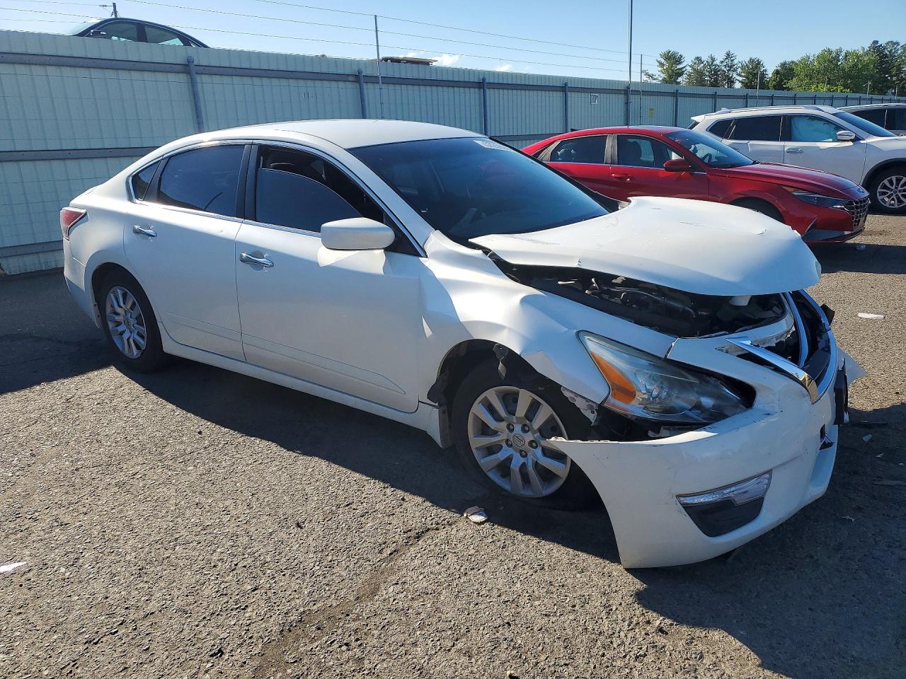 2015 Nissan Altima 2.5 S White vin: 1N4AL3AP0FC574300