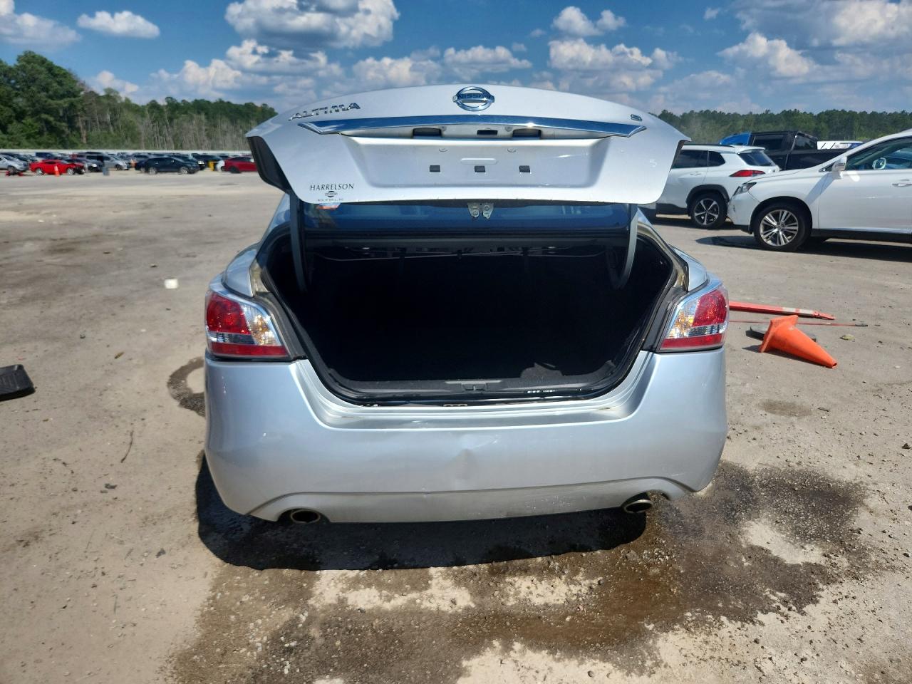 2015 Nissan Altima 2.5 S Silver vin: 1N4AL3AP0FN313348