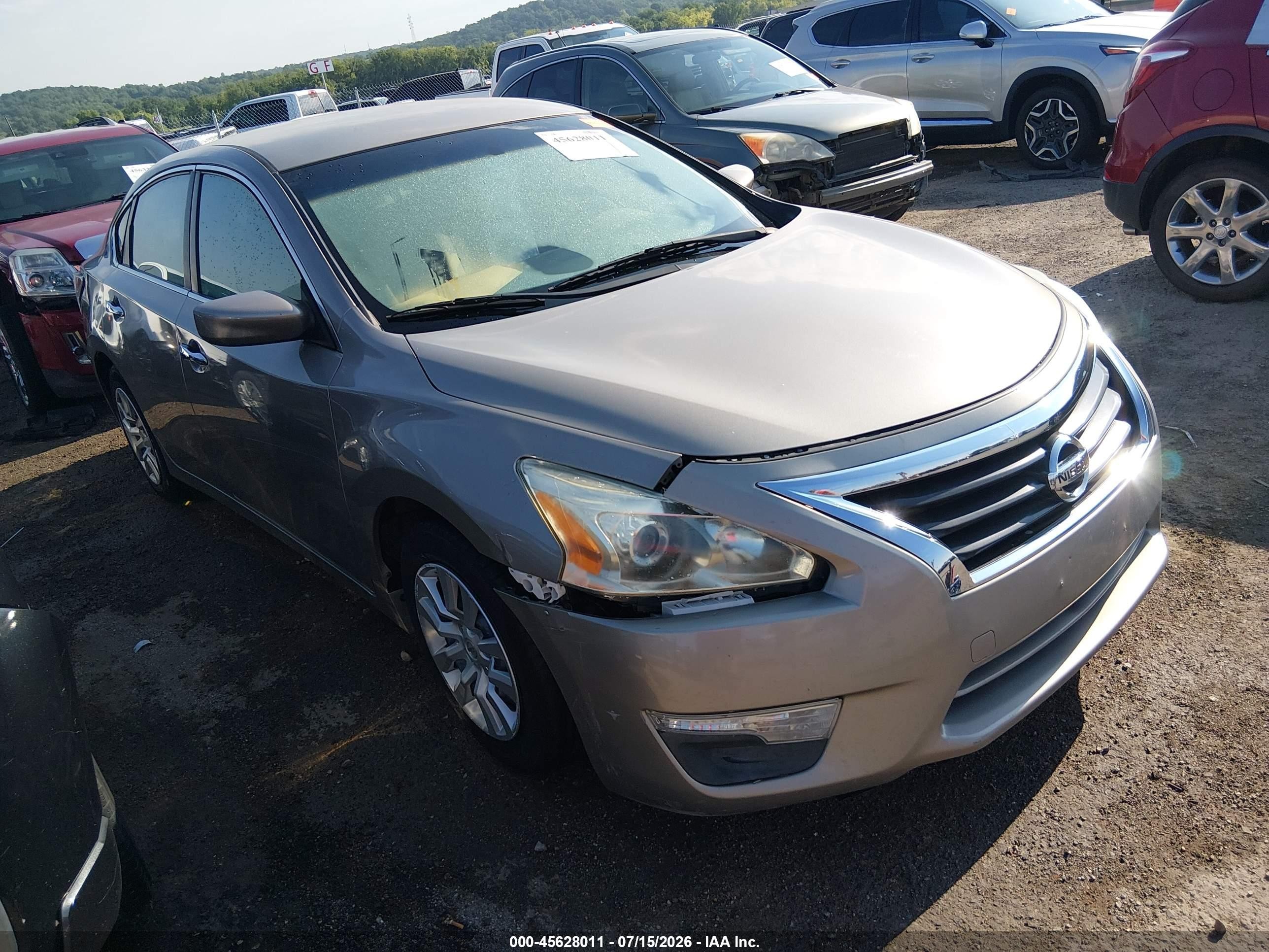 2015 Nissan Altima 2.5/2.5 S/2.5 Sl/2.5 Sv Серый vin: 1N4AL3AP0FN314077