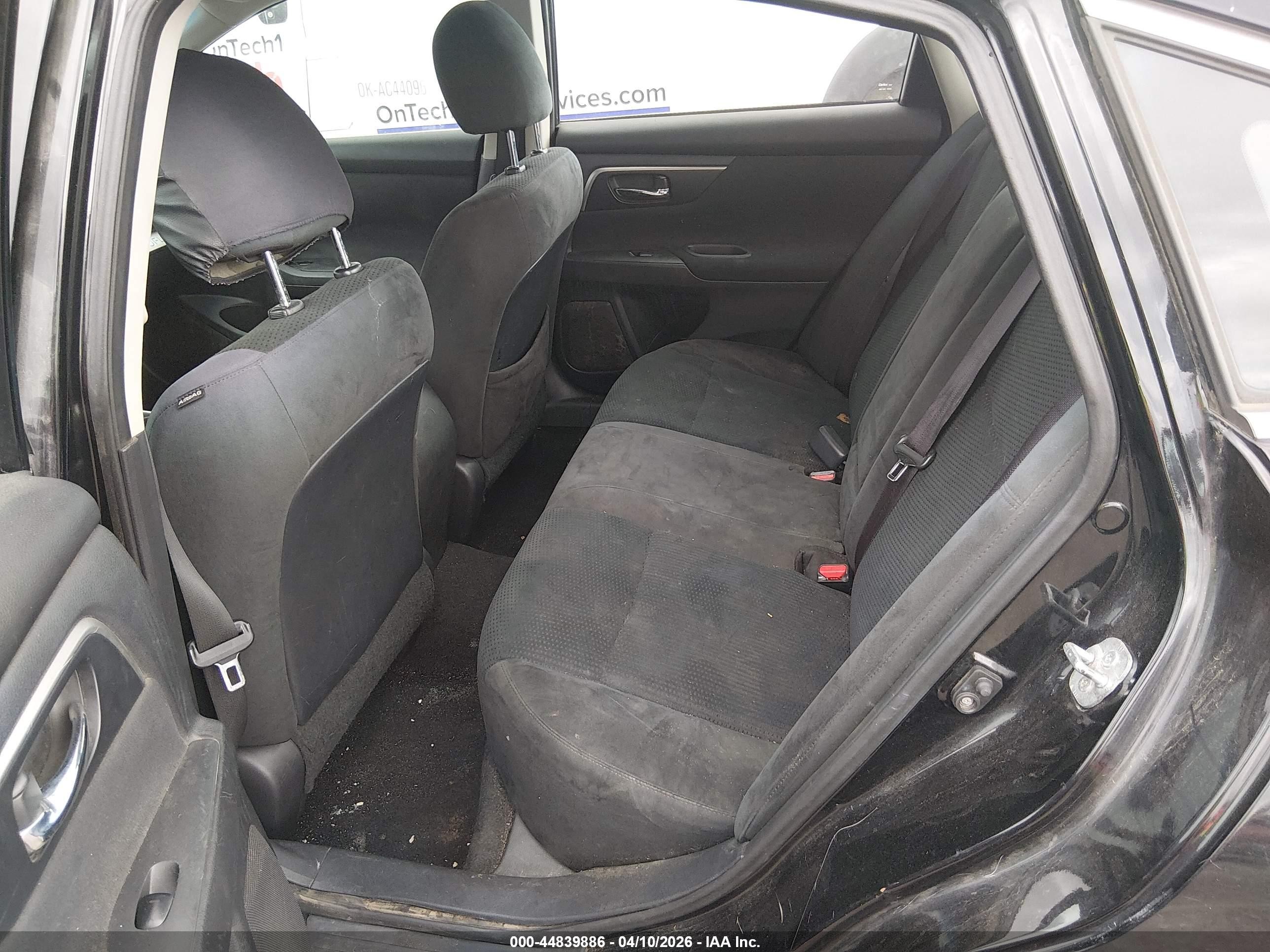 2015 Nissan Altima 2.5/s/sv/sl Black vin: 1N4AL3AP0FN316556