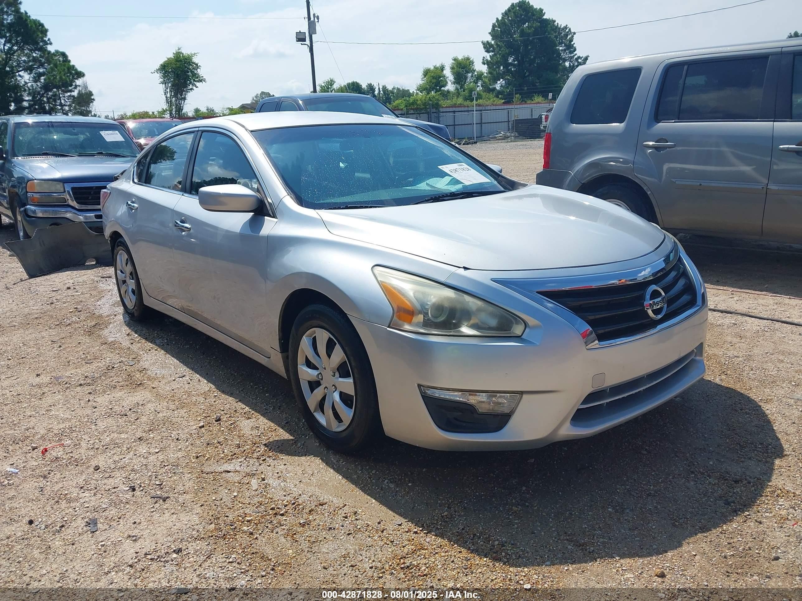 2015 Nissan Altima 2.5/2.5 S/2.5 Sl/2.5 Sv Серебряный vin: 1N4AL3AP0FN320168