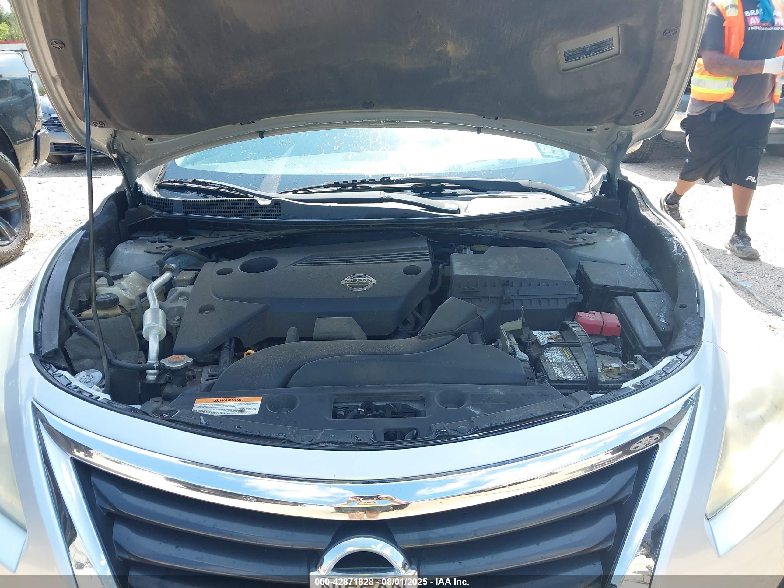 2015 Nissan Altima 2.5/2.5 S/2.5 Sl/2.5 Sv Silver vin: 1N4AL3AP0FN320168