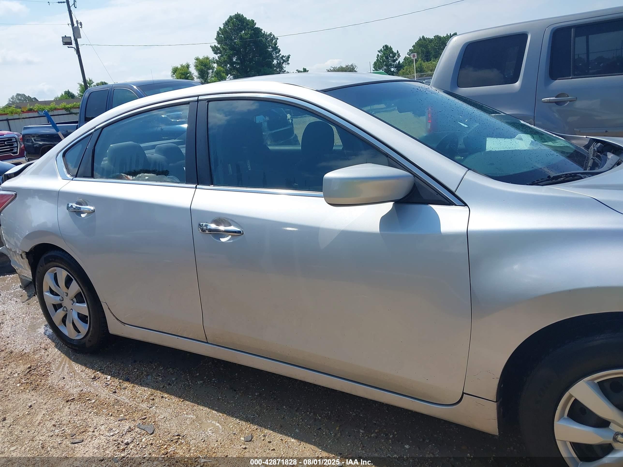 2015 Nissan Altima 2.5/2.5 S/2.5 Sl/2.5 Sv Silver vin: 1N4AL3AP0FN320168