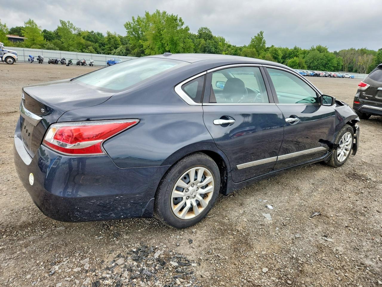 2015 Nissan Altima 2.5 S Gray vin: 1N4AL3AP0FN326472