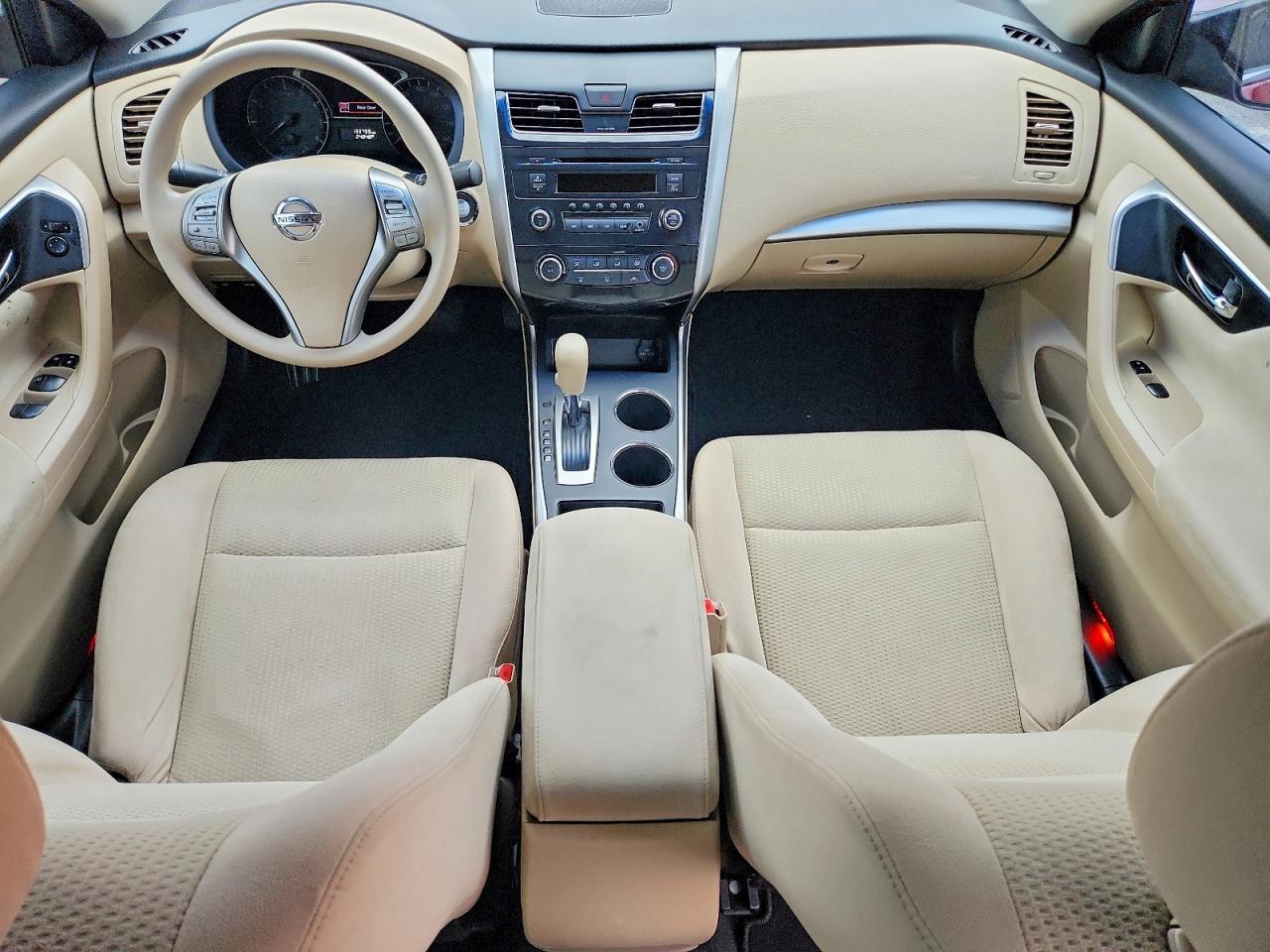 2015 Nissan Altima 2.5 S Red vin: 1N4AL3AP0FN330439