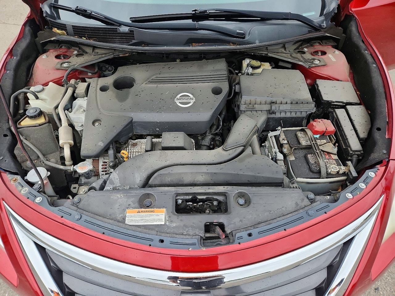 2015 Nissan Altima 2.5 S Red vin: 1N4AL3AP0FN330439