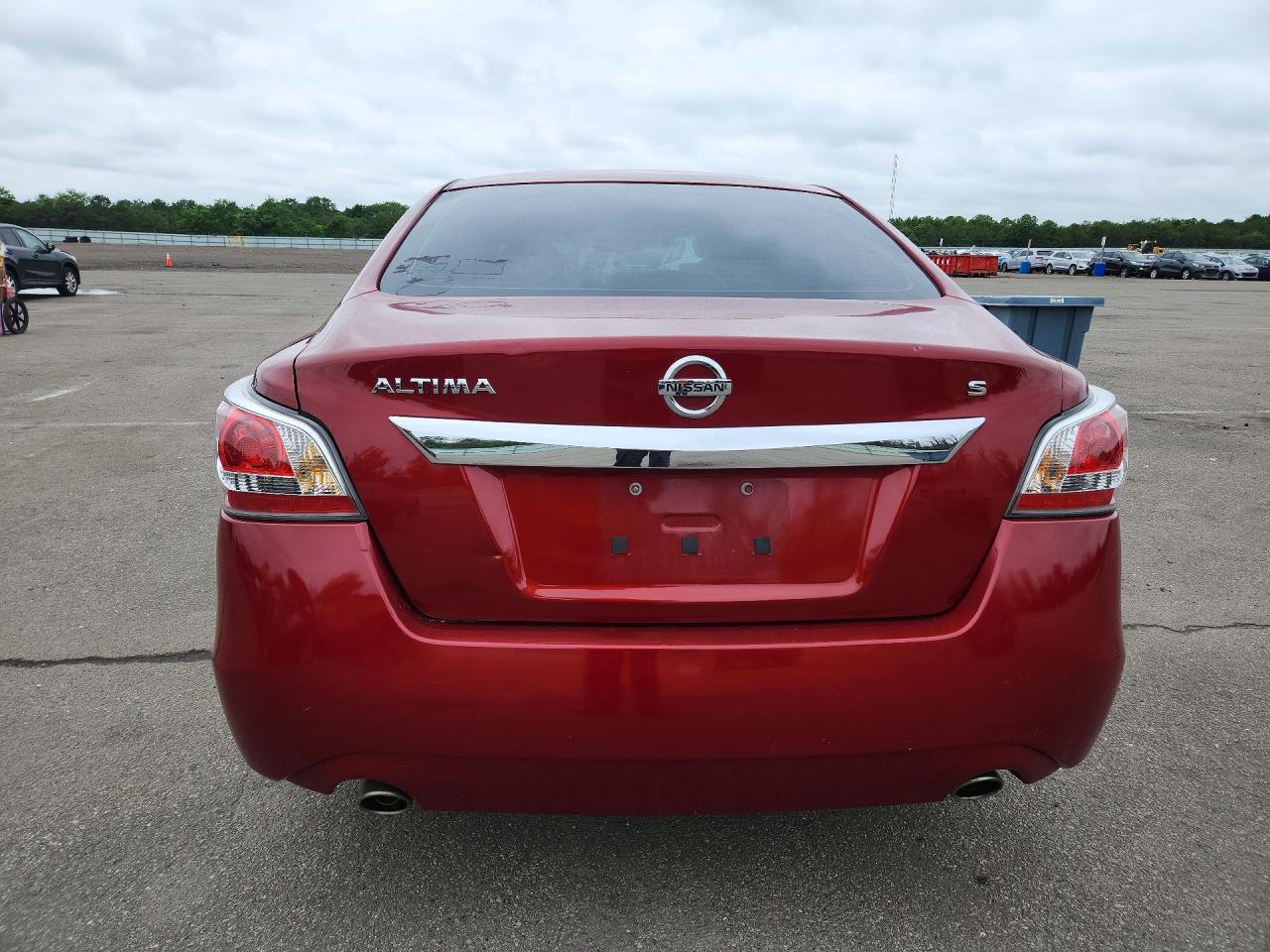 2015 Nissan Altima 2.5 S Red vin: 1N4AL3AP0FN330439