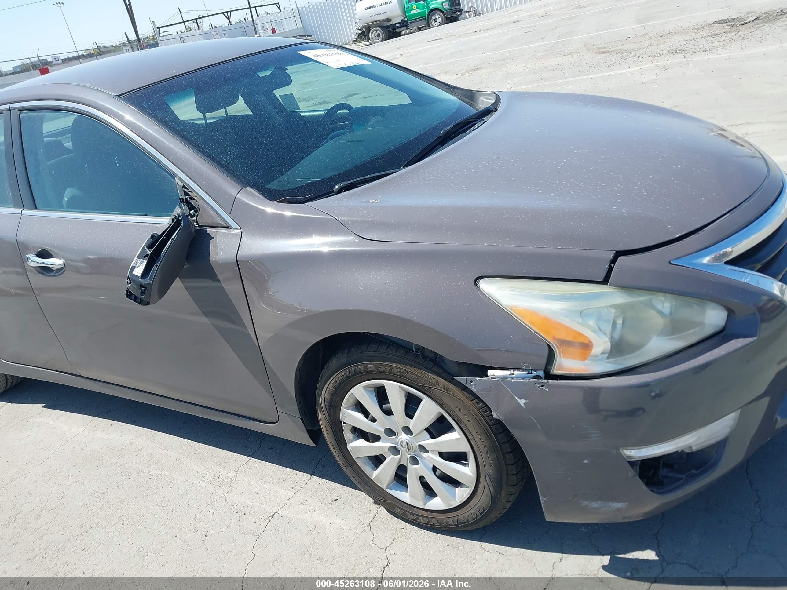 2015 Nissan Altima 2.5/2.5 S/2.5 Sl/2.5 Sv Gray vin: 1N4AL3AP0FN340730