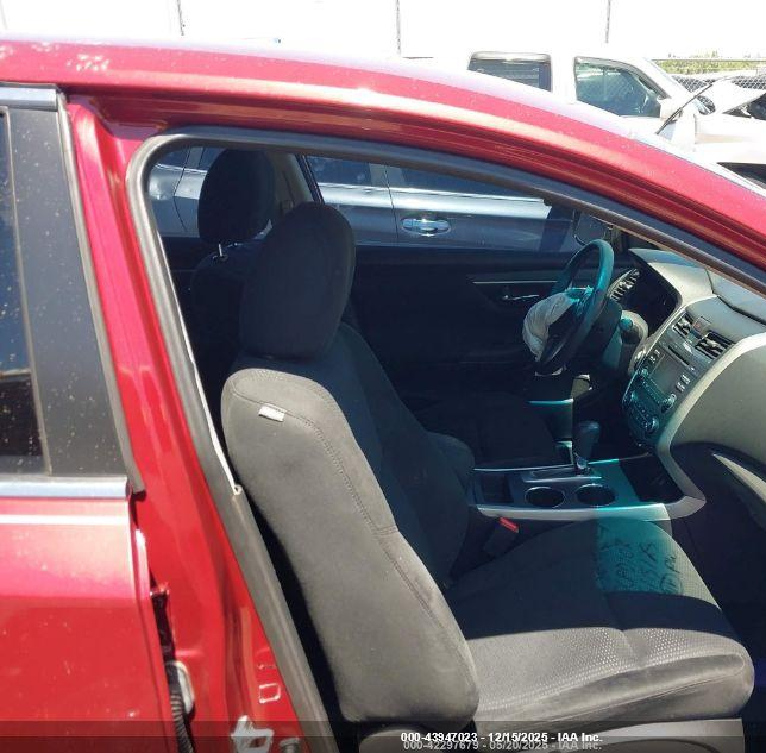 2015 Nissan Altima 2.5 S Red vin: 1N4AL3AP0FN340775