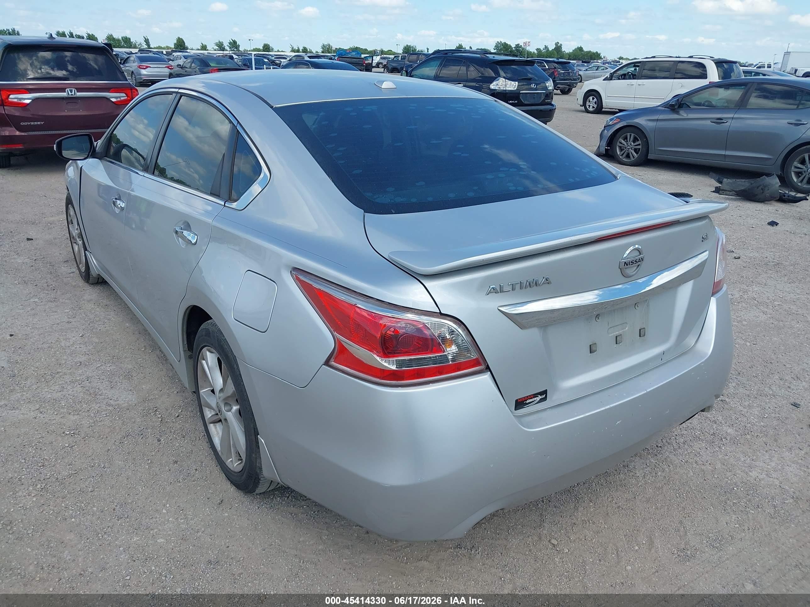 2015 Nissan Altima 2.5 Sl Silver vin: 1N4AL3AP0FN343224