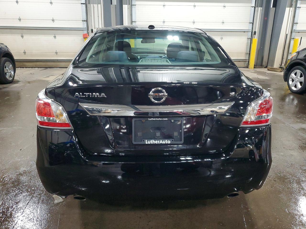 2015 Nissan Altima 2.5 S Black vin: 1N4AL3AP0FN345362