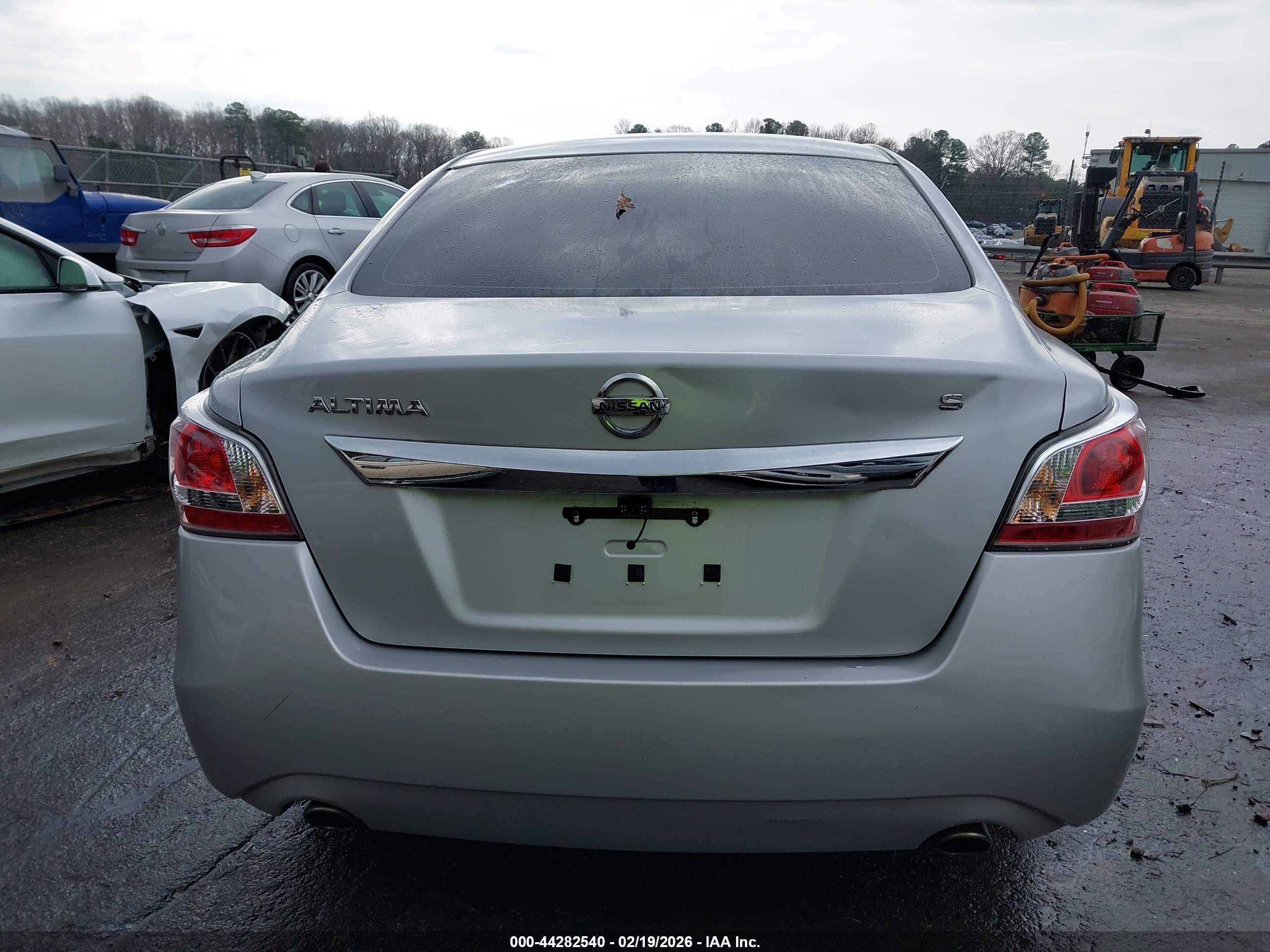 2015 Nissan Altima 2.5 S Silver vin: 1N4AL3AP0FN365658