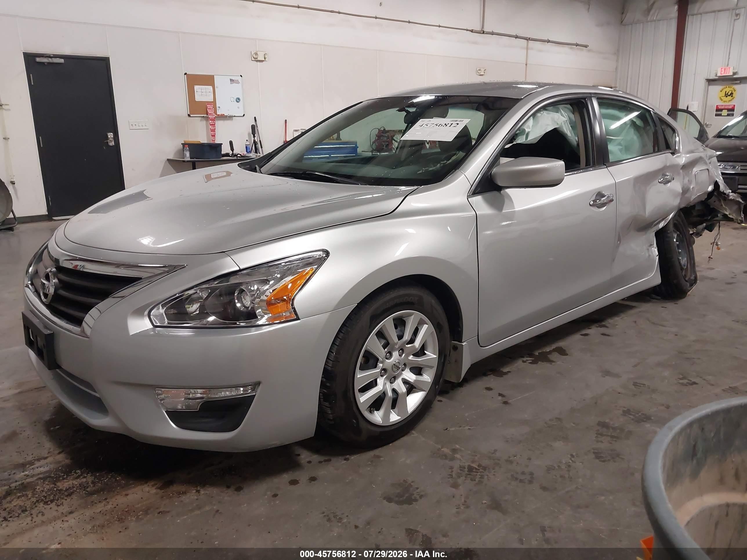 2015 Nissan Altima 2.5 S Silver vin: 1N4AL3AP0FN373291