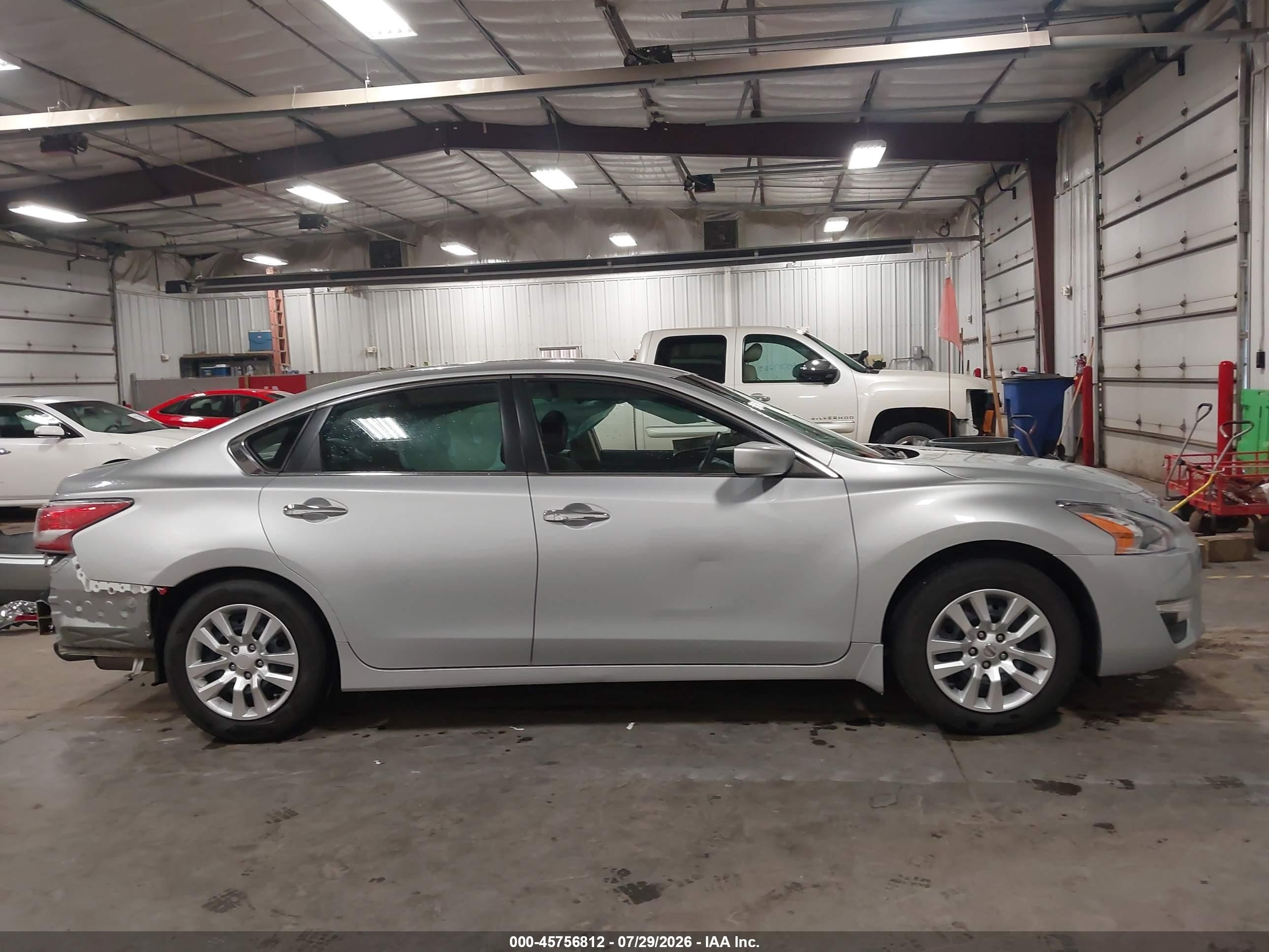 2015 Nissan Altima 2.5 S Silver vin: 1N4AL3AP0FN373291