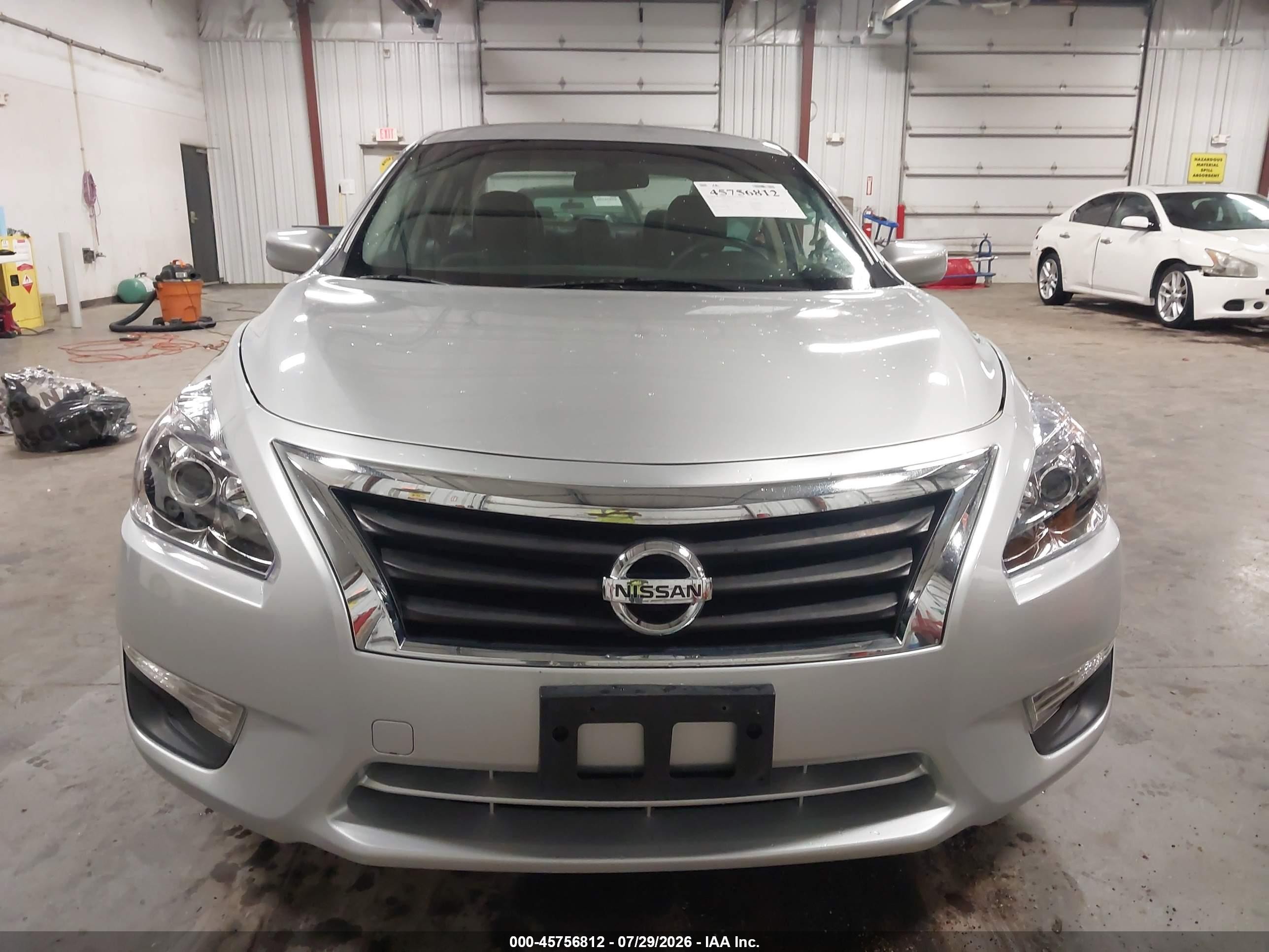 2015 Nissan Altima 2.5 S Silver vin: 1N4AL3AP0FN373291