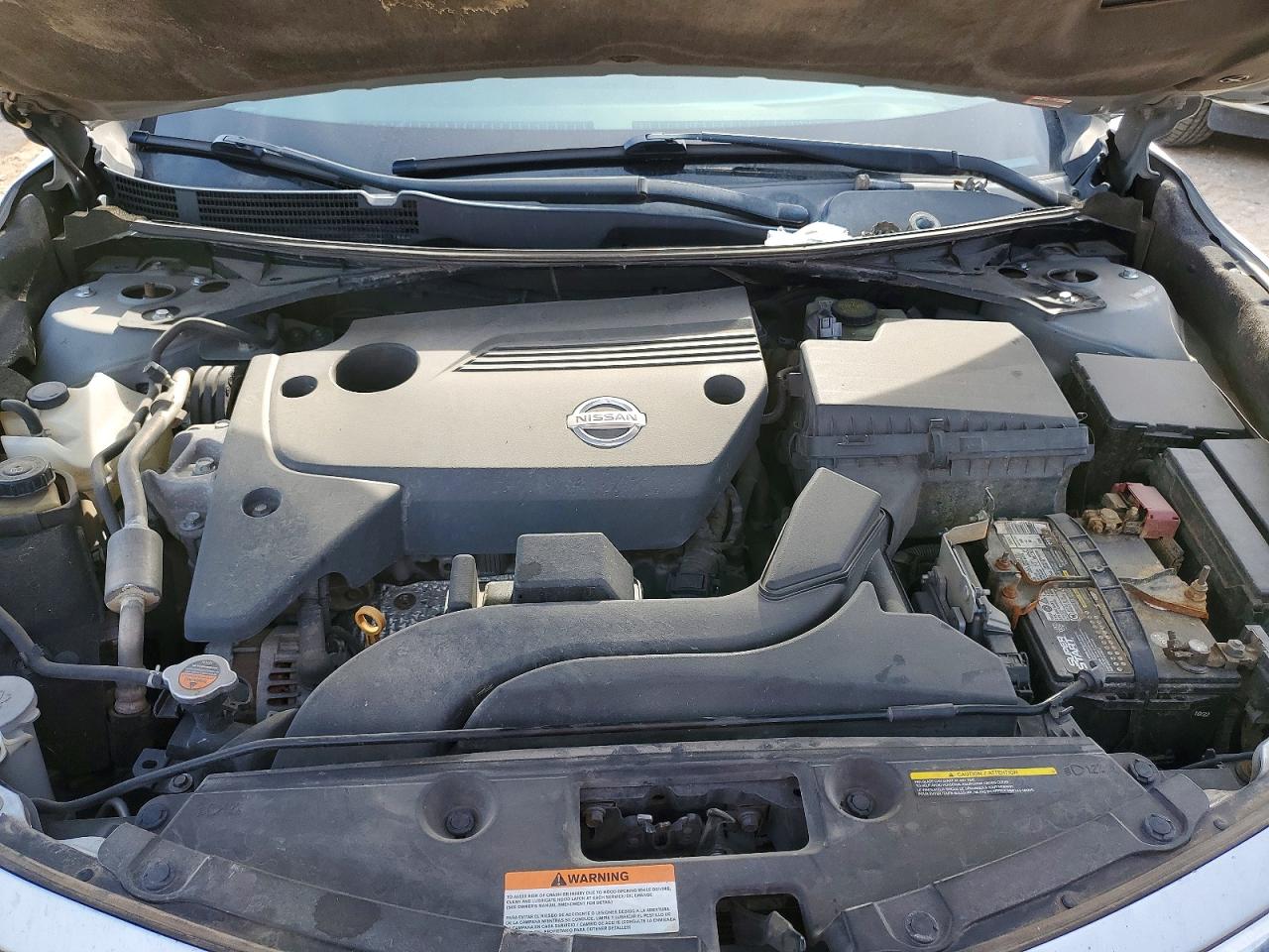 2015 Nissan Altima 2.5 S Silver vin: 1N4AL3AP0FN385084