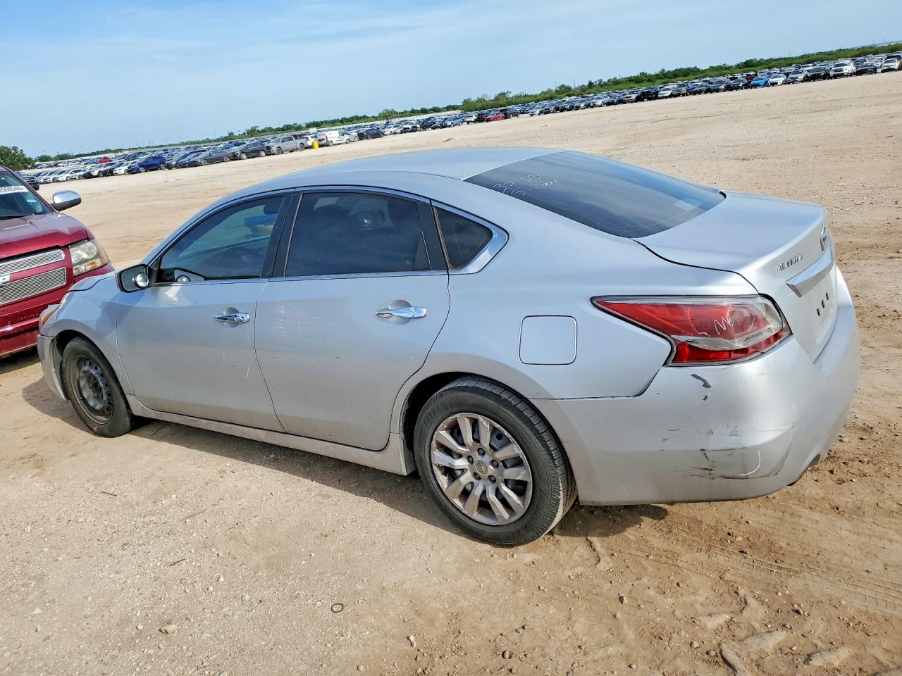 2015 Nissan Altima 2.5 S Silver vin: 1N4AL3AP0FN385084