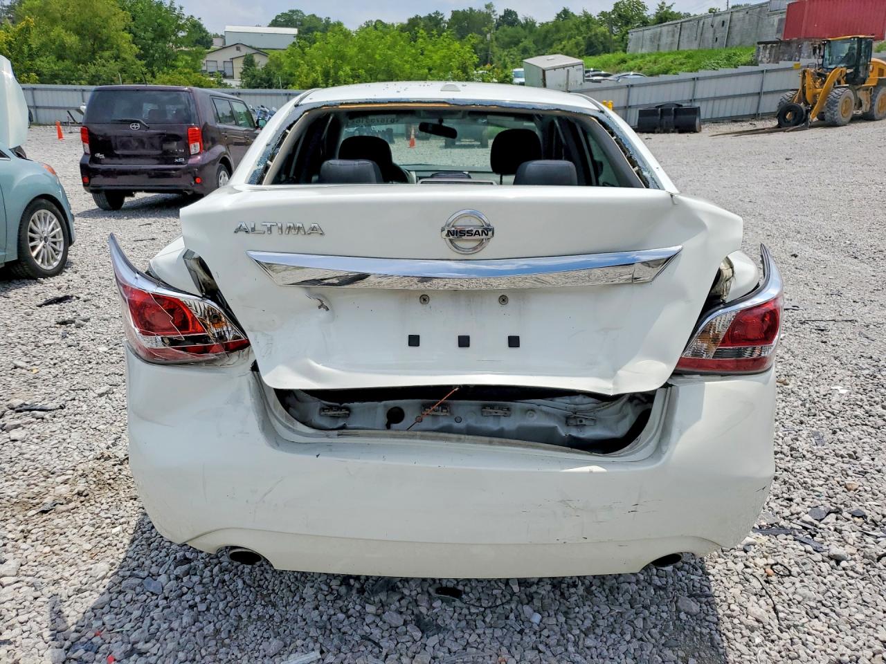 2015 Nissan Altima 2.5 S Белый vin: 1N4AL3AP0FN387658