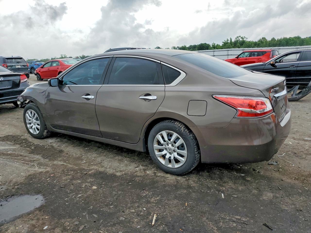 2015 Nissan Altima 2.5 S Brown vin: 1N4AL3AP0FN402725