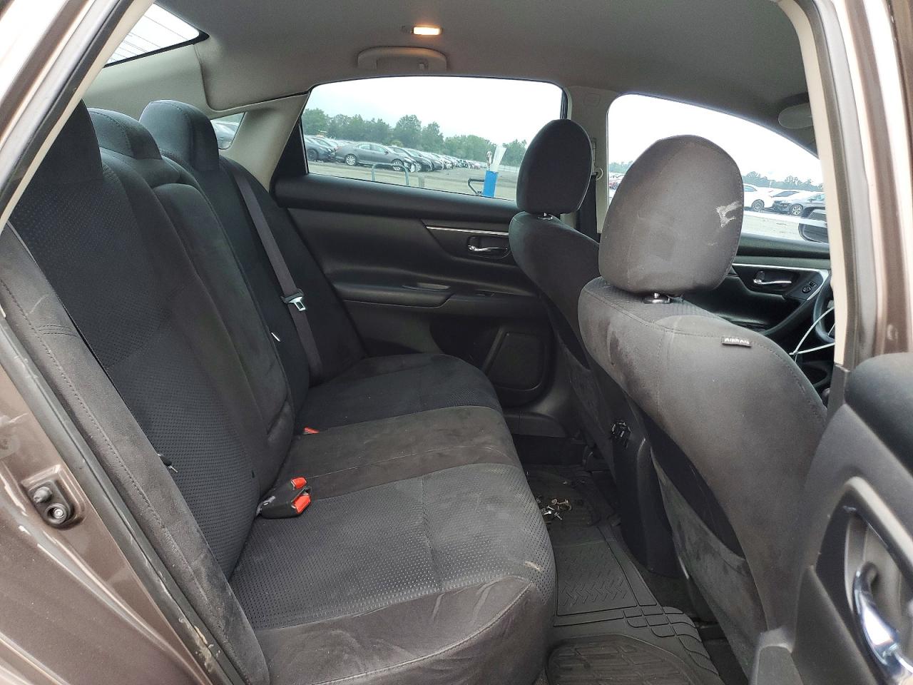 2015 Nissan Altima 2.5 S Brown vin: 1N4AL3AP0FN402725