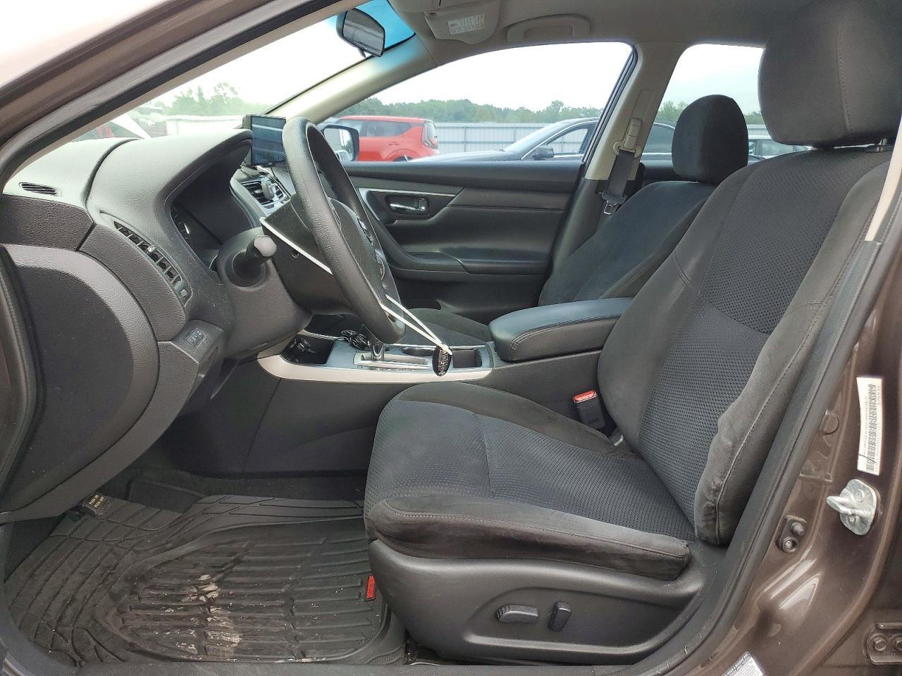 2015 Nissan Altima 2.5 S Brown vin: 1N4AL3AP0FN402725