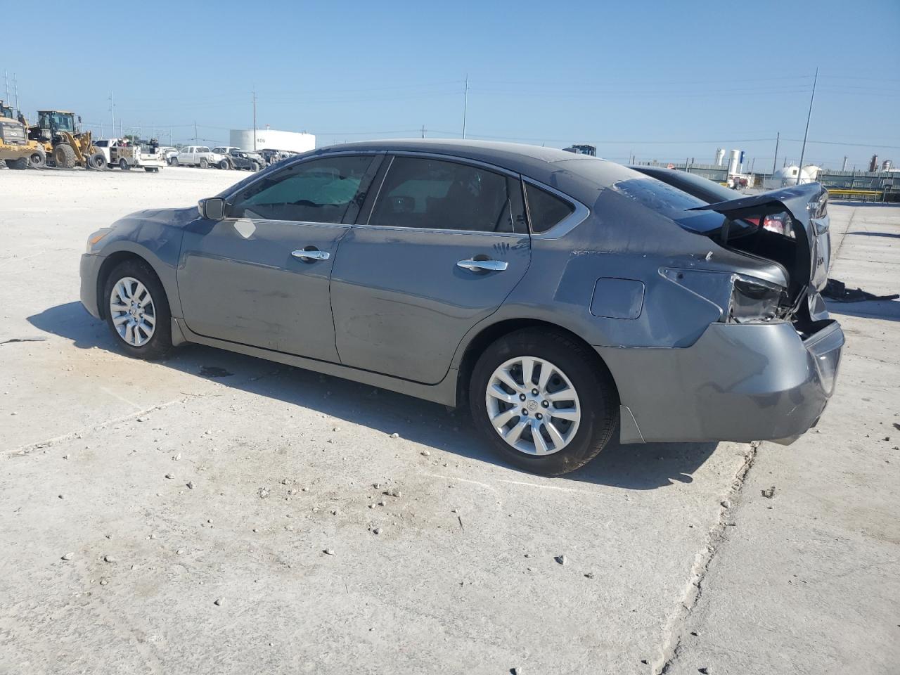 2015 Nissan Altima 2.5 Серебряный vin: 1N4AL3AP0FN872530