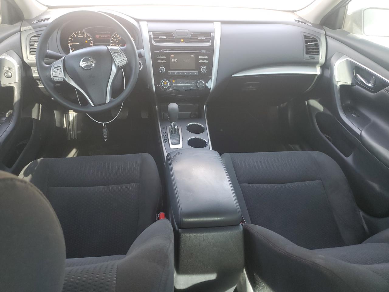 2015 Nissan Altima 2.5 Серебряный vin: 1N4AL3AP0FN872530