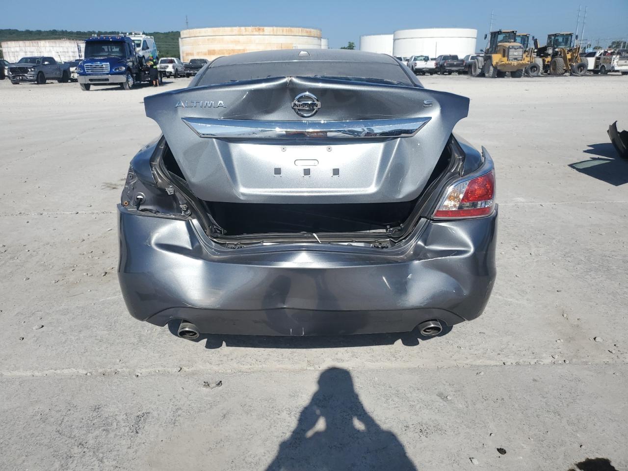 2015 Nissan Altima 2.5 Серебряный vin: 1N4AL3AP0FN872530
